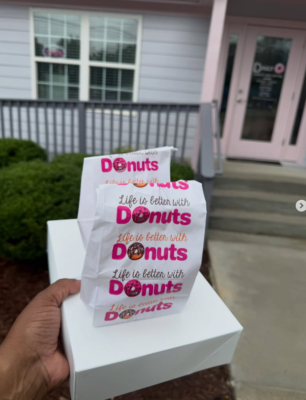 'Life is better with Donuts' DailyO takeout bag